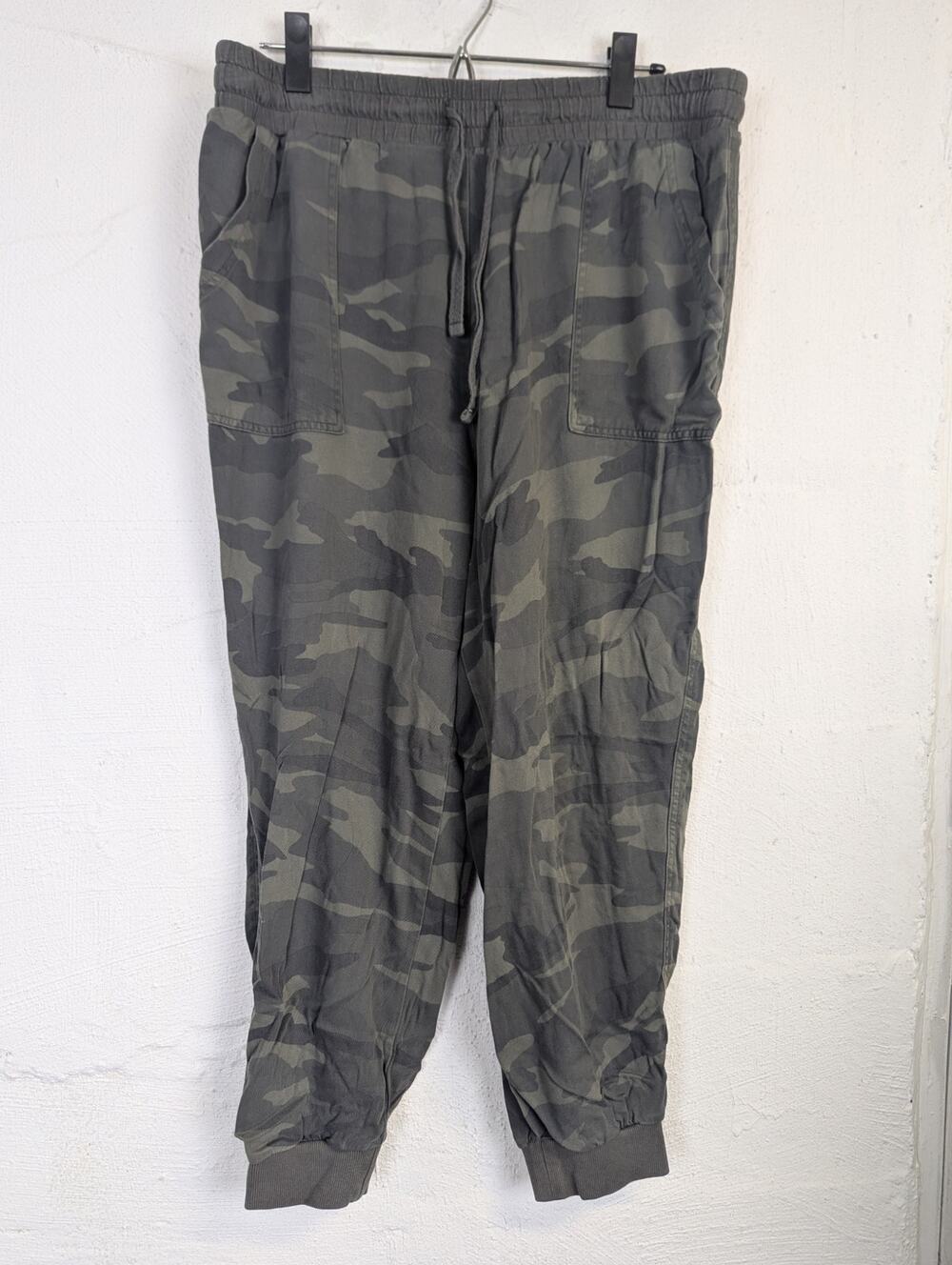 Splendid Camo Jogger Pants Army Green High Rise Comfort Pull On Grunge Womens XL